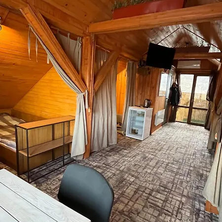 кафе-тратторія городище بيت شباب *